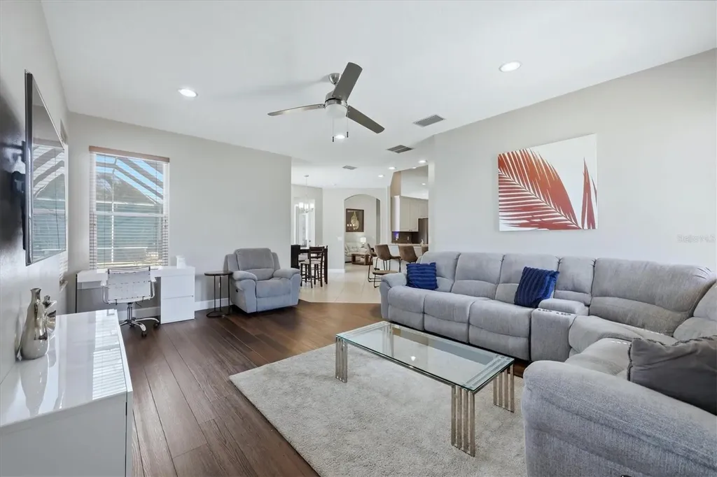 5167 55th Street Circle W Bradenton FL 34210