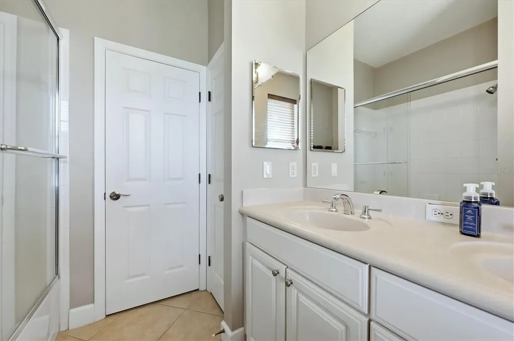 5167 55th Street Circle W Bradenton FL 34210