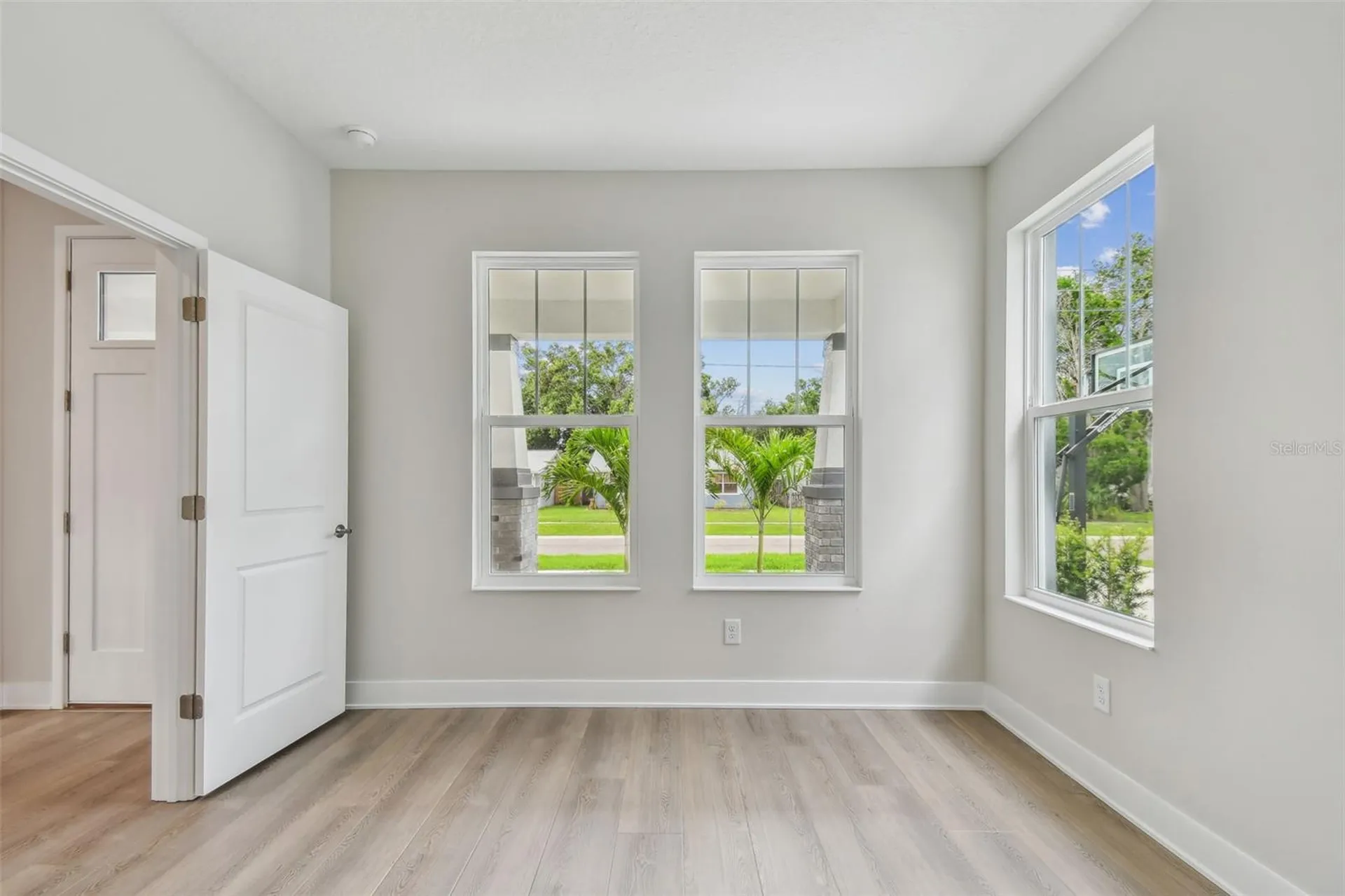 5663 Dartmouth Avenue N St Petersburg FL 33710