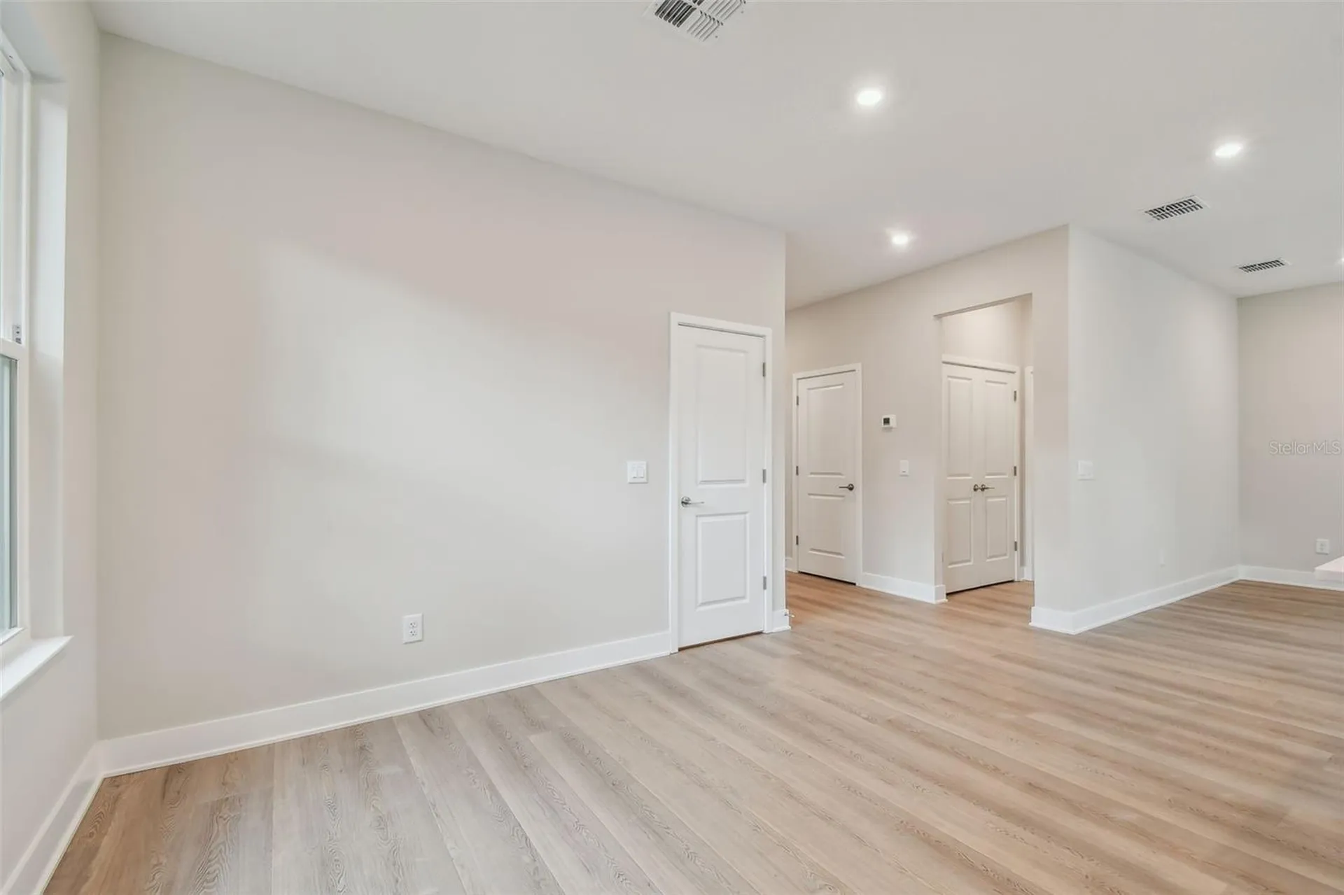5663 Dartmouth Avenue N St Petersburg FL 33710