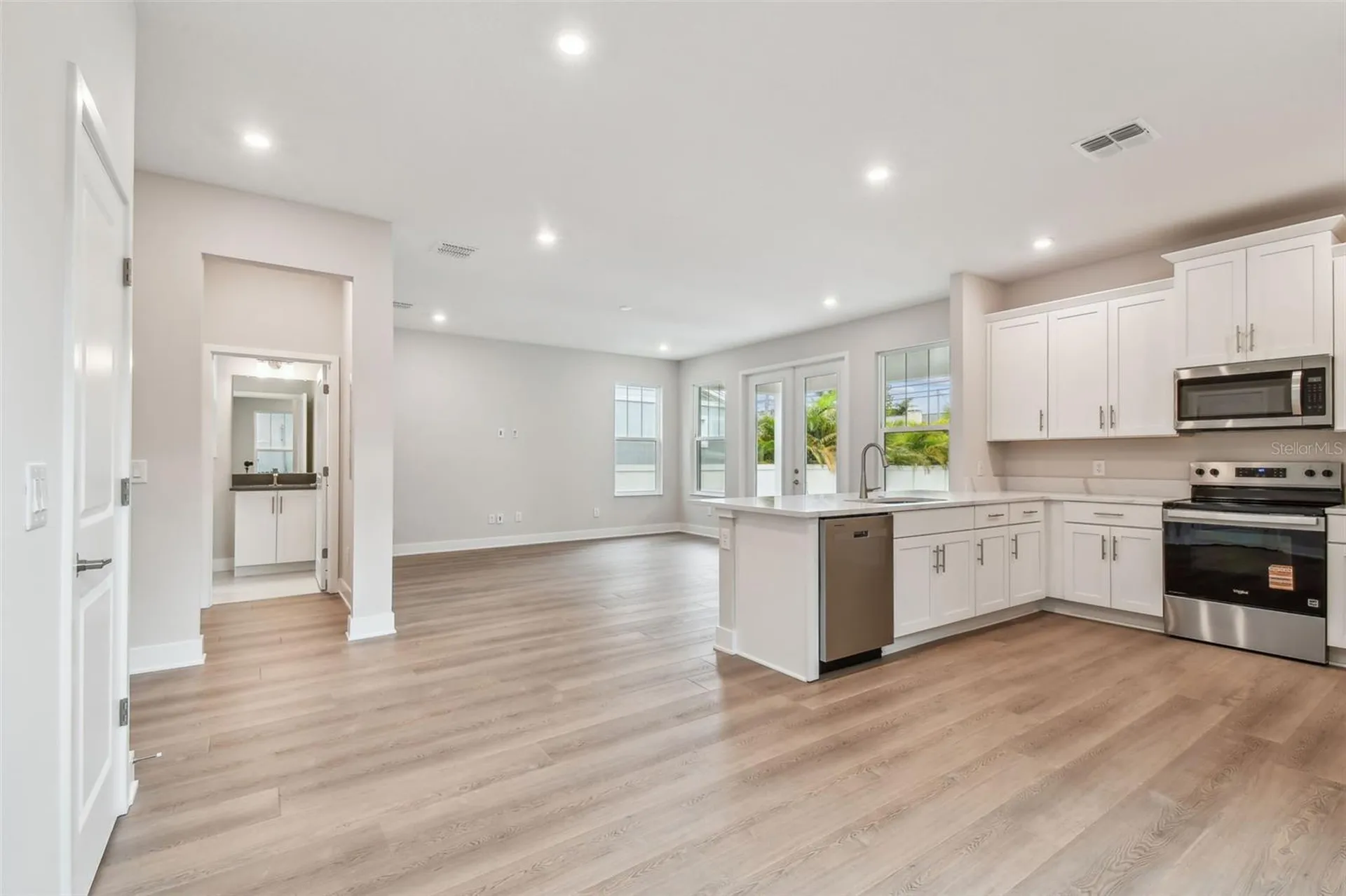 5663 Dartmouth Avenue N St Petersburg FL 33710