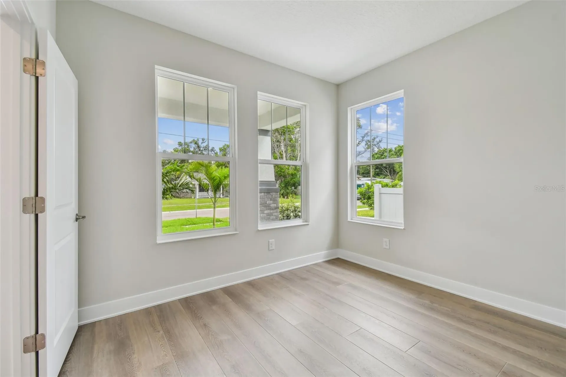 5663 Dartmouth Avenue N St Petersburg FL 33710