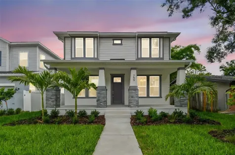 5633 Dartmouth Avenue N St Petersburg FL 33710