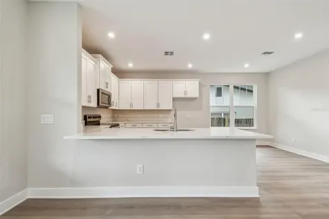5633 Dartmouth Avenue N St Petersburg FL 33710