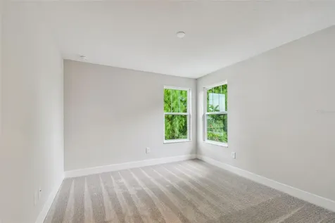 5633 Dartmouth Avenue N St Petersburg FL 33710
