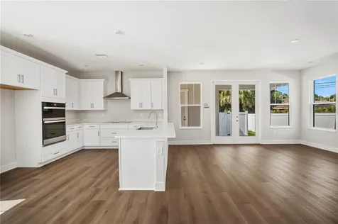 5633 Dartmouth Avenue N St Petersburg FL 33710