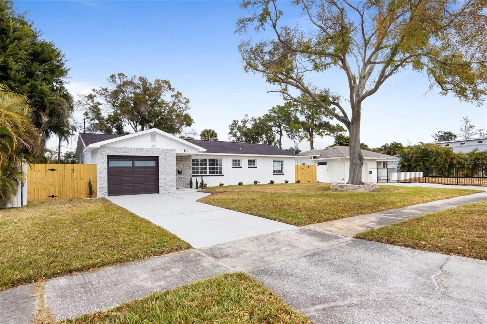 1817 Oregon Avenue NE St Petersburg FL 33703