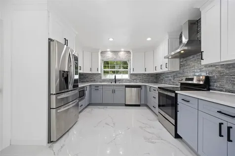 1817 Oregon Avenue NE St Petersburg FL 33703