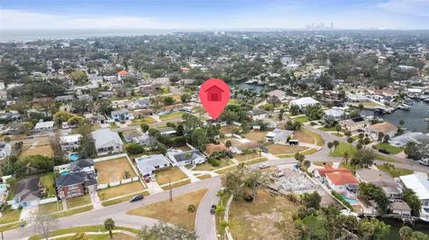 1817 Oregon Avenue NE St Petersburg FL 33703