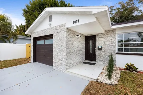 1817 Oregon Avenue NE St Petersburg FL 33703