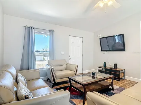 640 Chestnut Avenue Orange City FL 32763