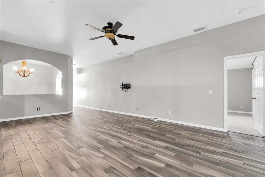 16314 Bridgeglade Lane Lithia FL 33547