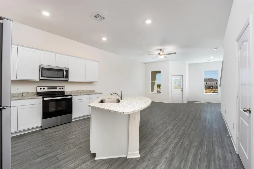 715 Poppy Lane Dundee FL 33838