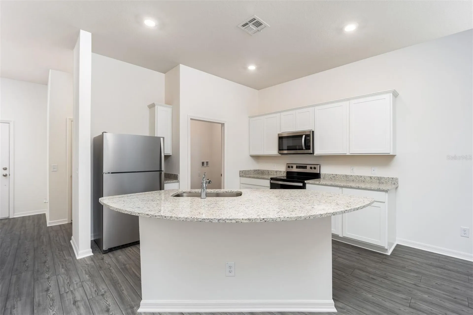 715 Poppy Lane Dundee FL 33838