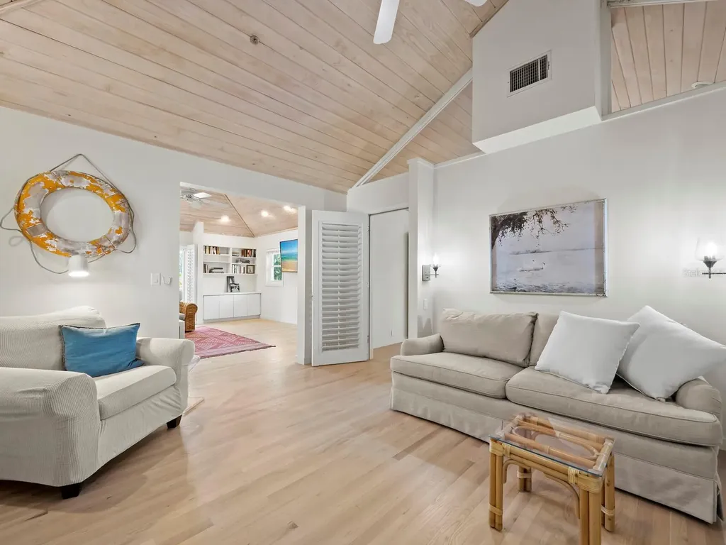 677 Lands End Drive Longboat Key FL 34228