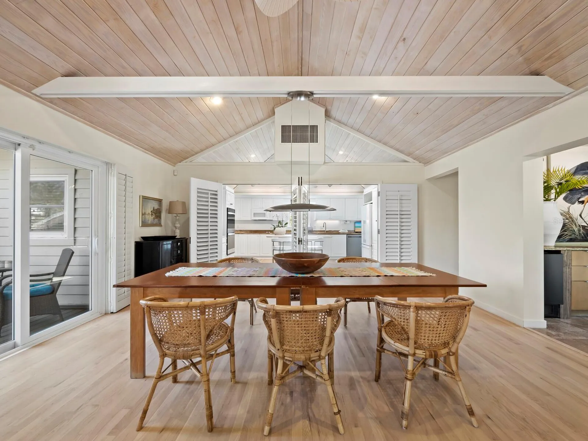 677 Lands End Drive Longboat Key FL 34228