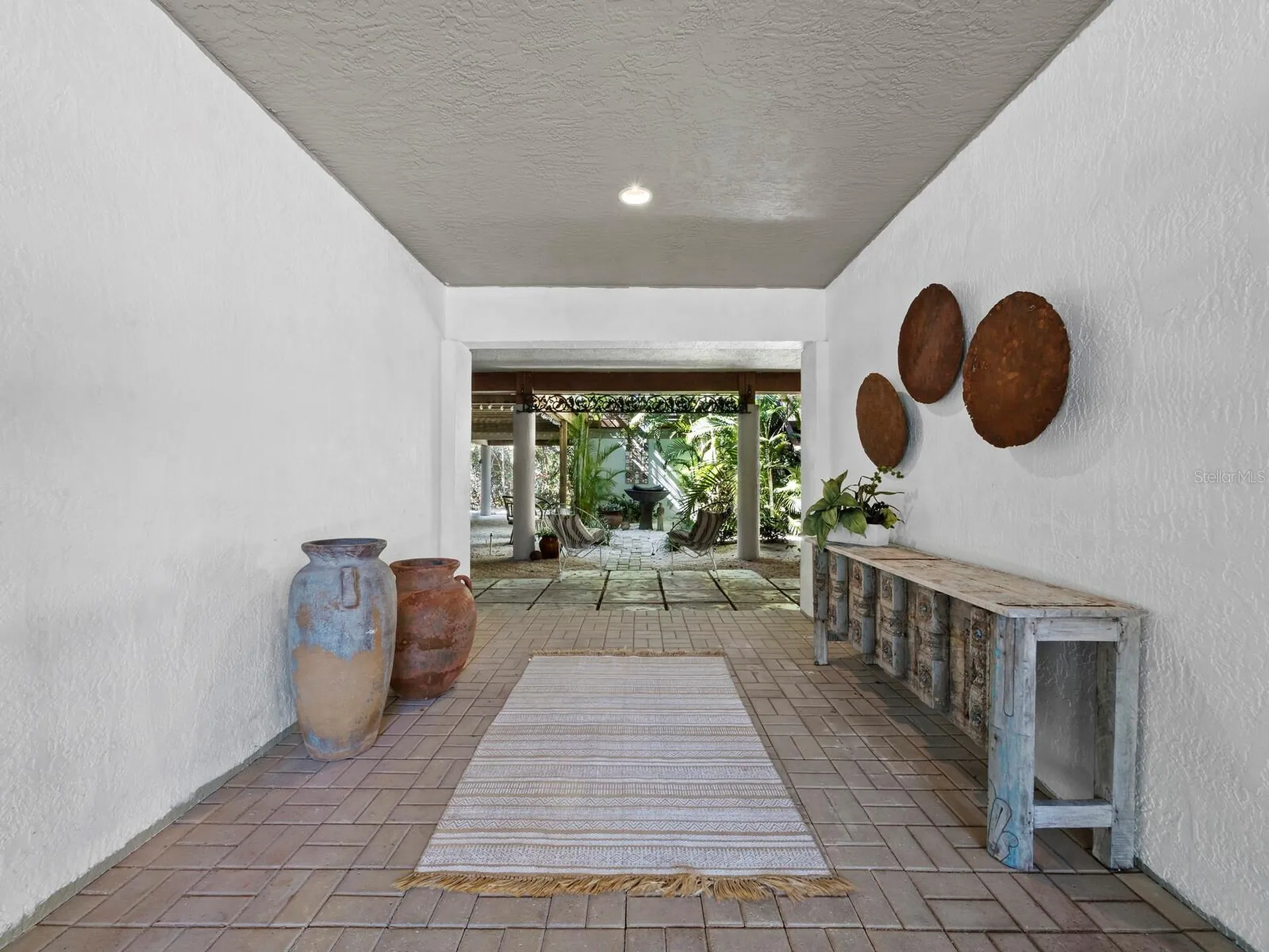 677 Lands End Drive Longboat Key FL 34228