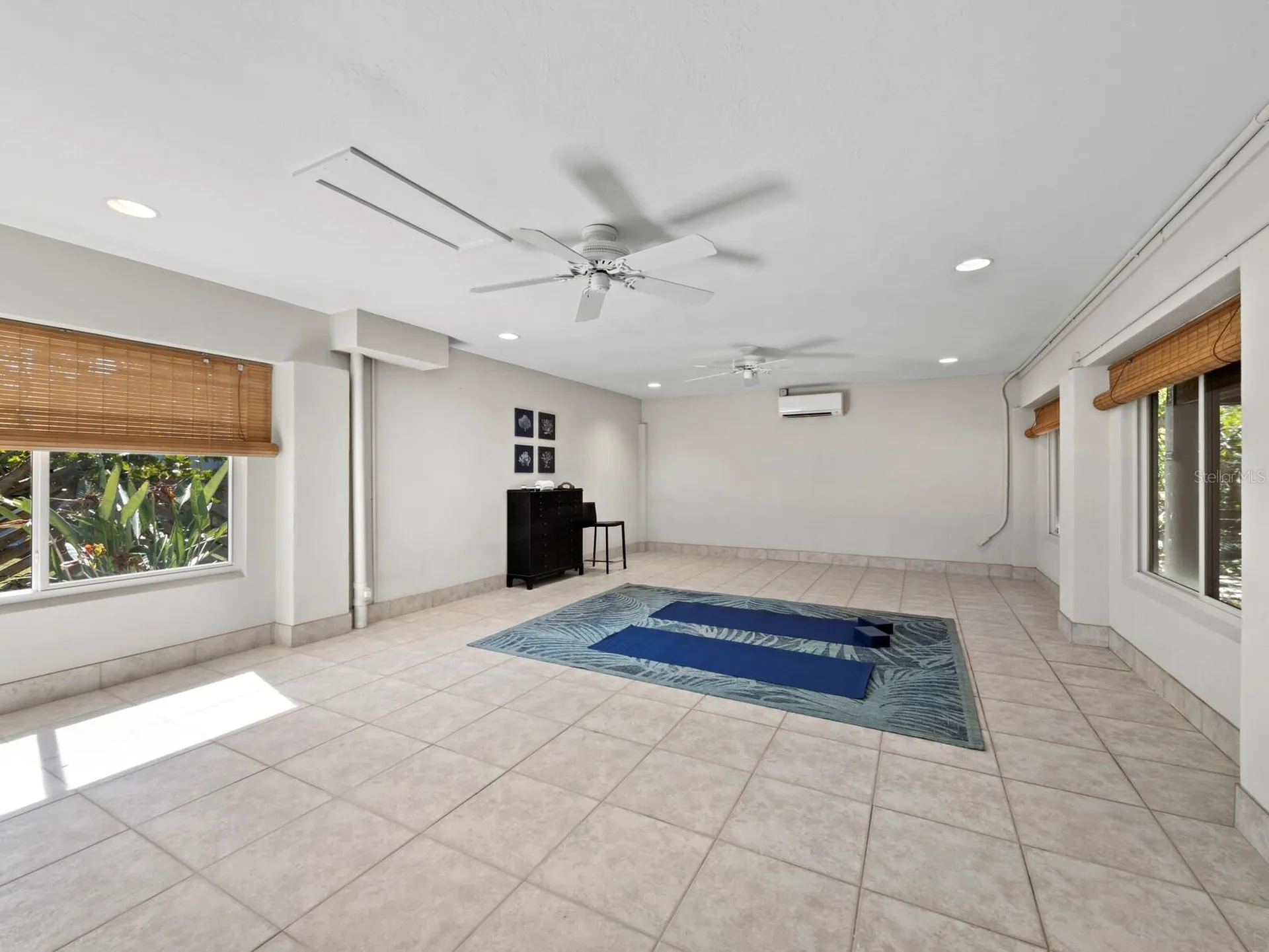 677 Lands End Drive Longboat Key FL 34228