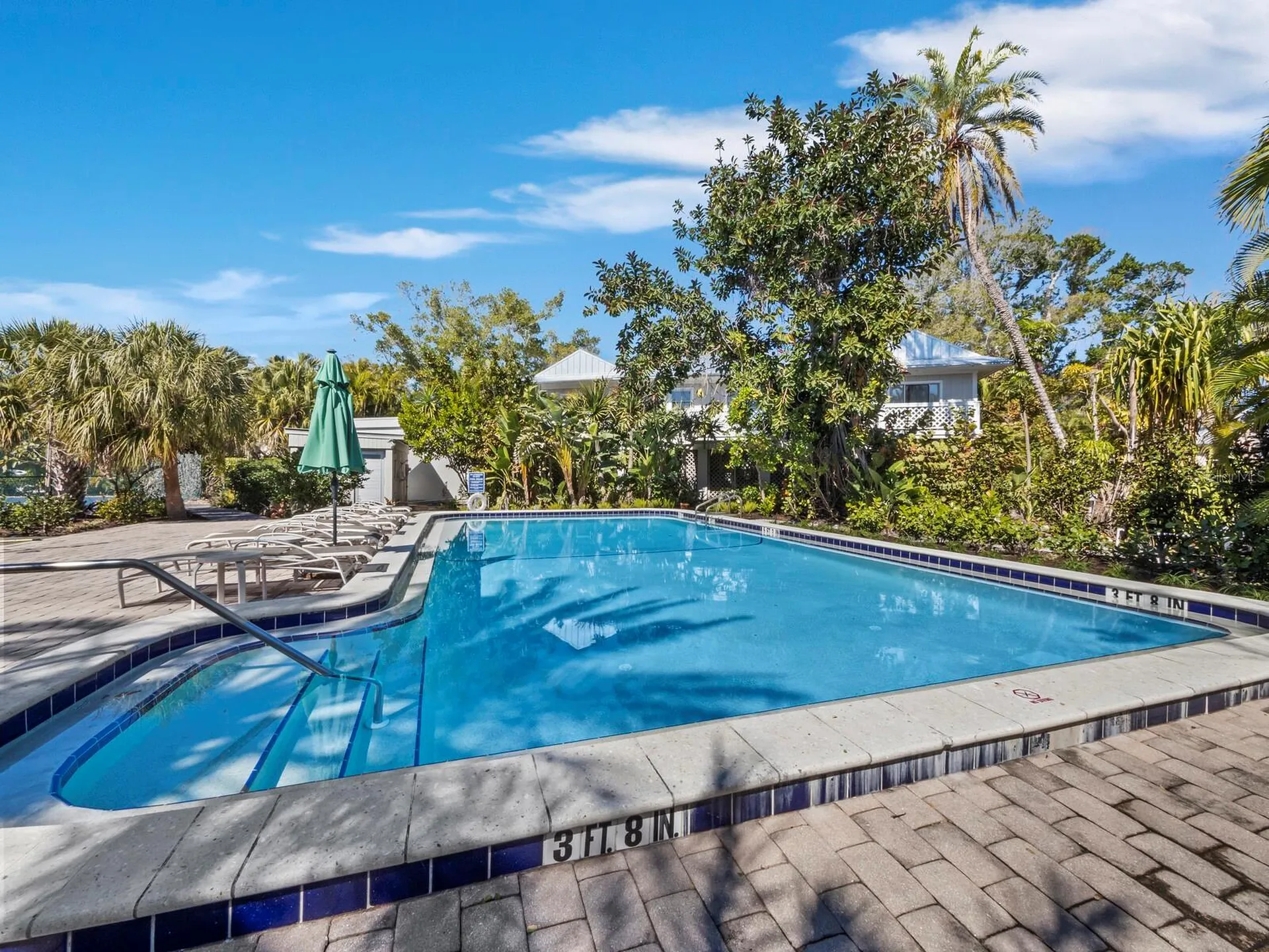 677 Lands End Drive Longboat Key FL 34228