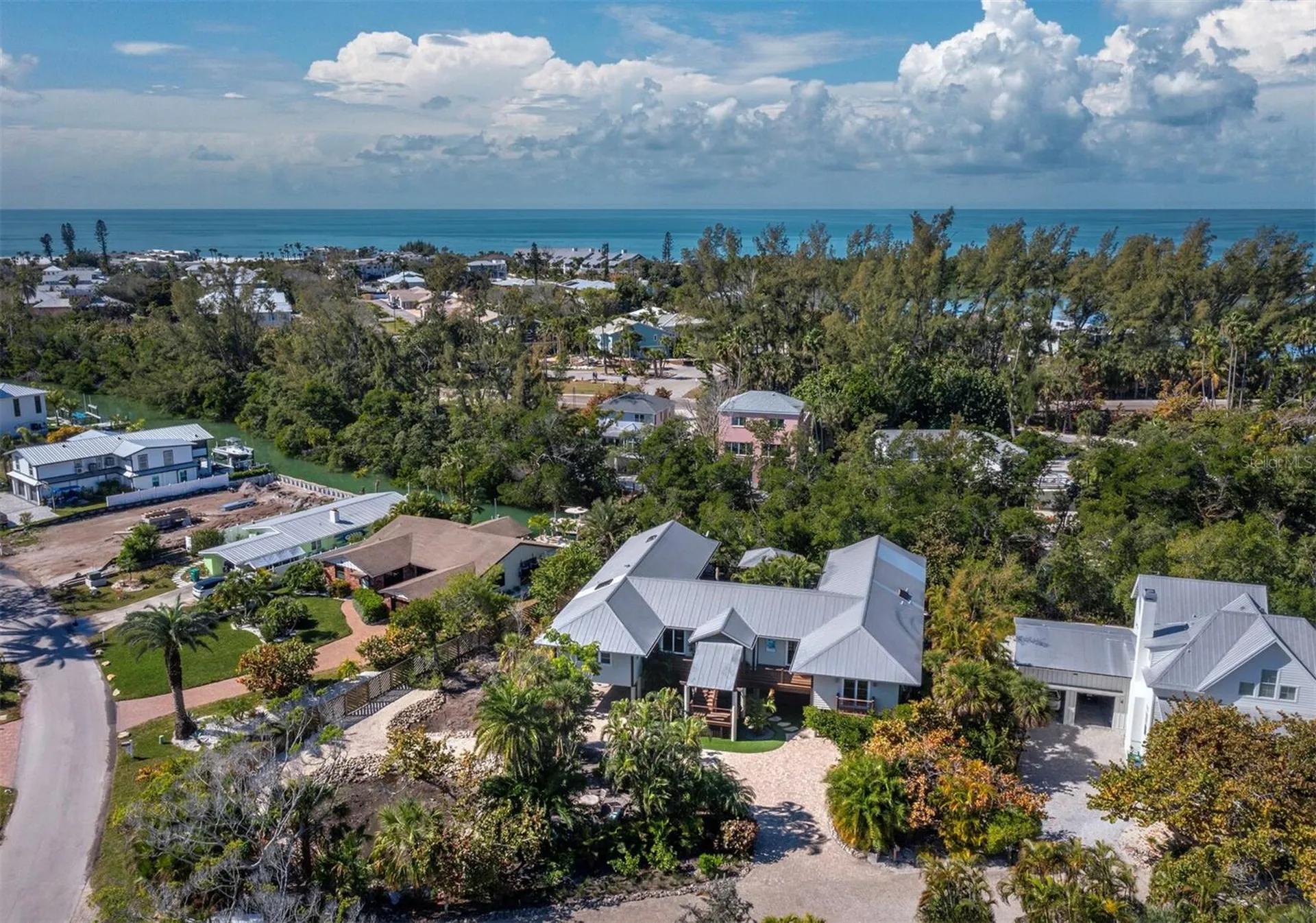 677 Lands End Drive Longboat Key FL 34228