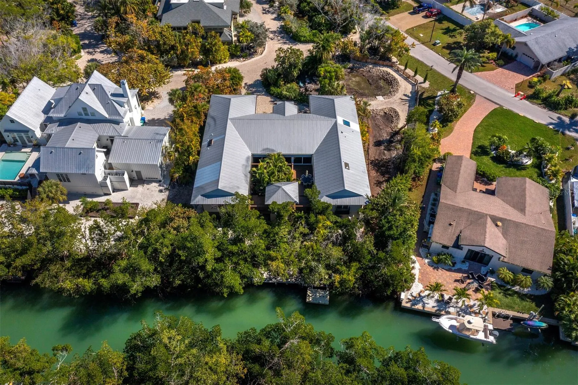 677 Lands End Drive Longboat Key FL 34228