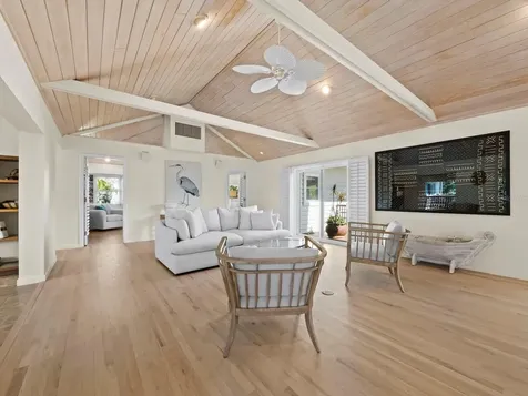 677 Lands End Drive Longboat Key FL 34228