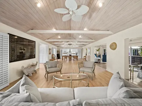 677 Lands End Drive Longboat Key FL 34228