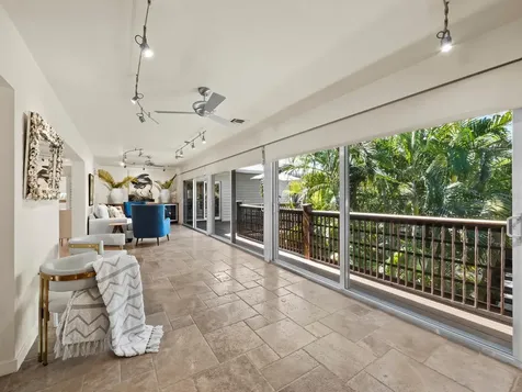 677 Lands End Drive Longboat Key FL 34228