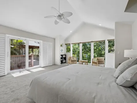 677 Lands End Drive Longboat Key FL 34228