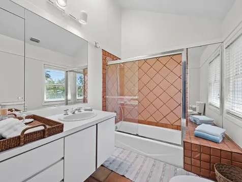 677 Lands End Drive Longboat Key FL 34228