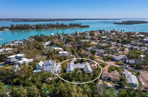 677 Lands End Drive Longboat Key FL 34228