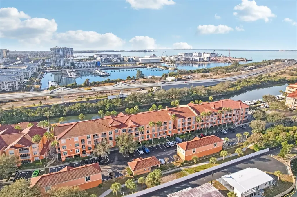 5000 Culbreath Key Way Tampa FL 33611