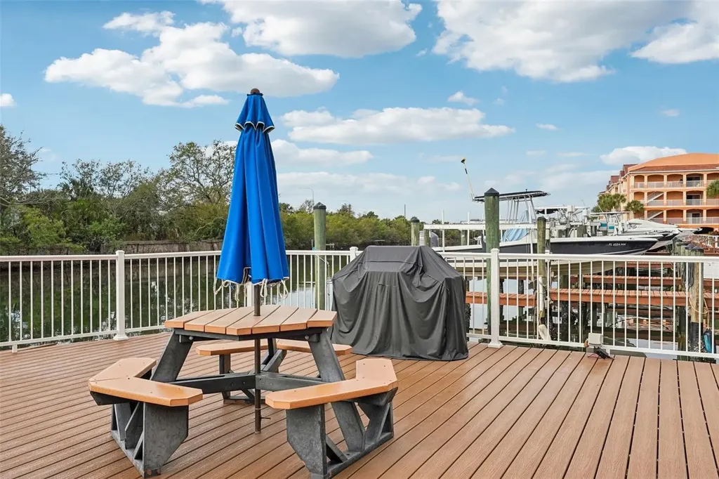 5000 Culbreath Key Way Tampa FL 33611