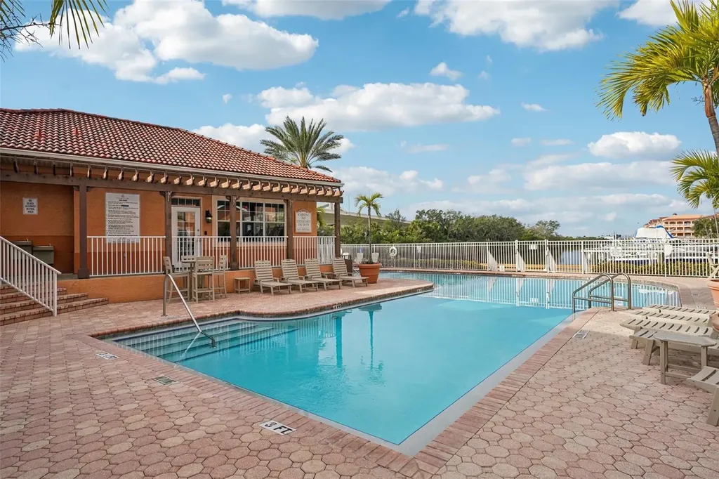 5000 Culbreath Key Way Tampa FL 33611