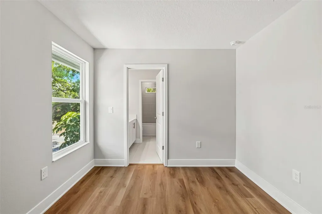 1005 W Cypress Street Tampa FL 33606