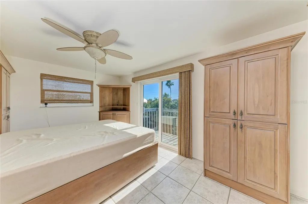 872 North Shore Drive Anna Maria FL 34216