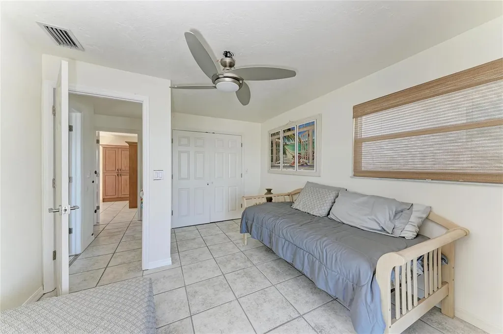 872 North Shore Drive Anna Maria FL 34216