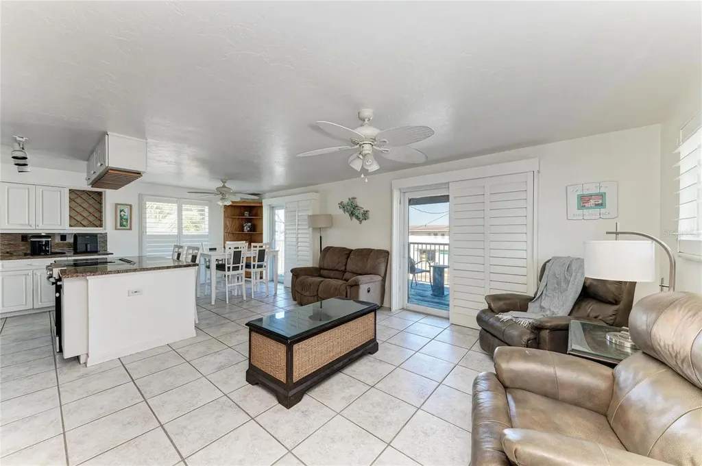 872 North Shore Drive Anna Maria FL 34216