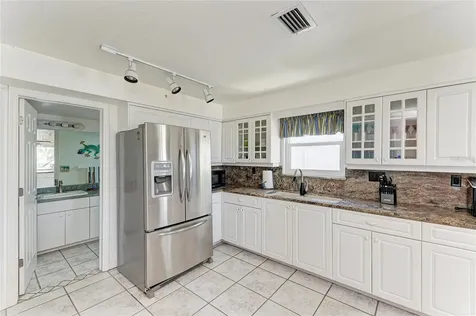 872 North Shore Drive Anna Maria FL 34216