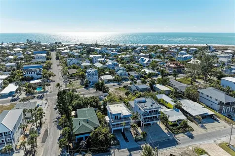 872 North Shore Drive Anna Maria FL 34216