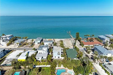 872 North Shore Drive Anna Maria FL 34216