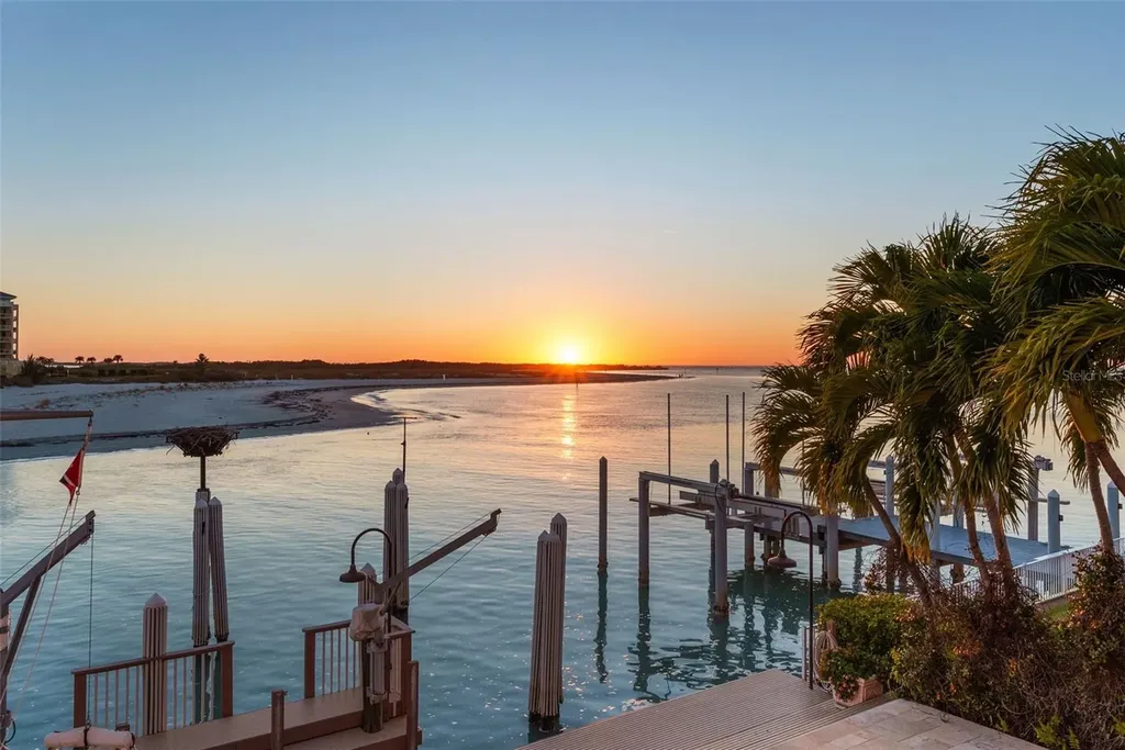 964 Monte Cristo Boulevard Tierra Verde FL 33715