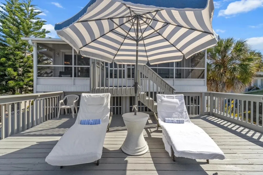 7305 Tropical Drive Weeki Wachee FL 34607