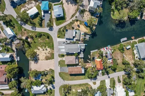 7305 Tropical Drive Weeki Wachee FL 34607