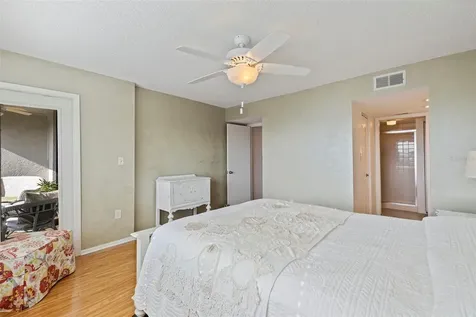 1320 Pasadena Avenue S South Pasadena FL 33707
