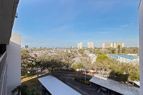 1320 Pasadena Avenue S South Pasadena FL 33707