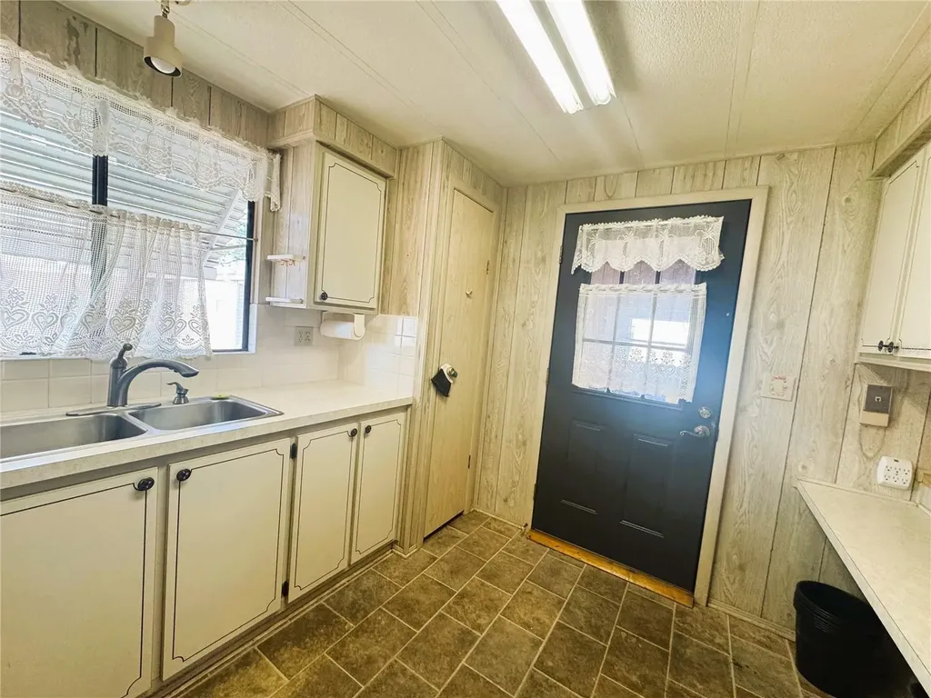133 Hibiscus Way Leesburg FL 34748
