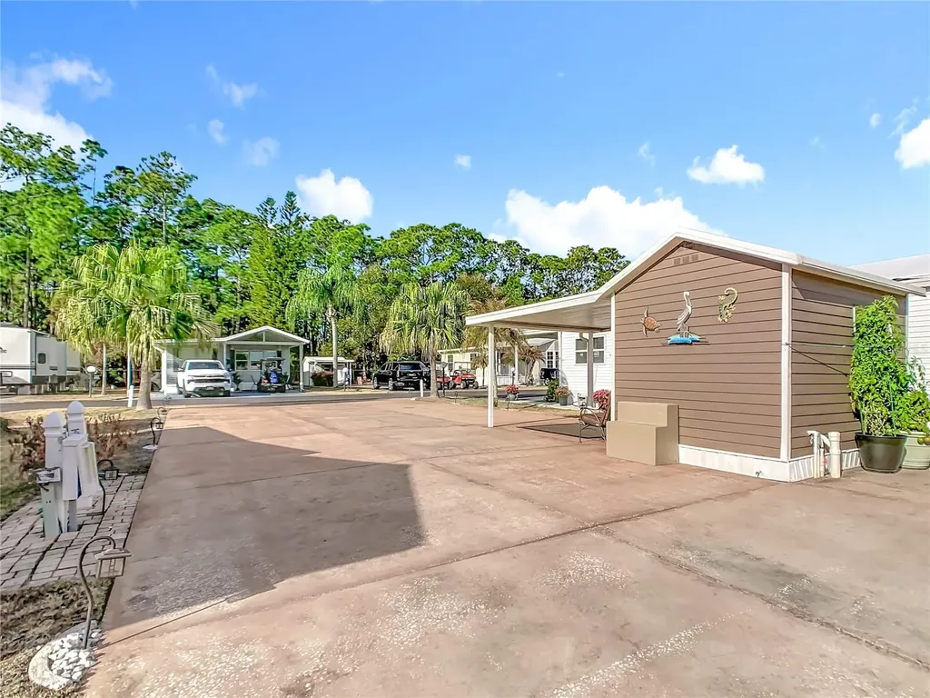 450 Pine Loop Frostproof FL 33843