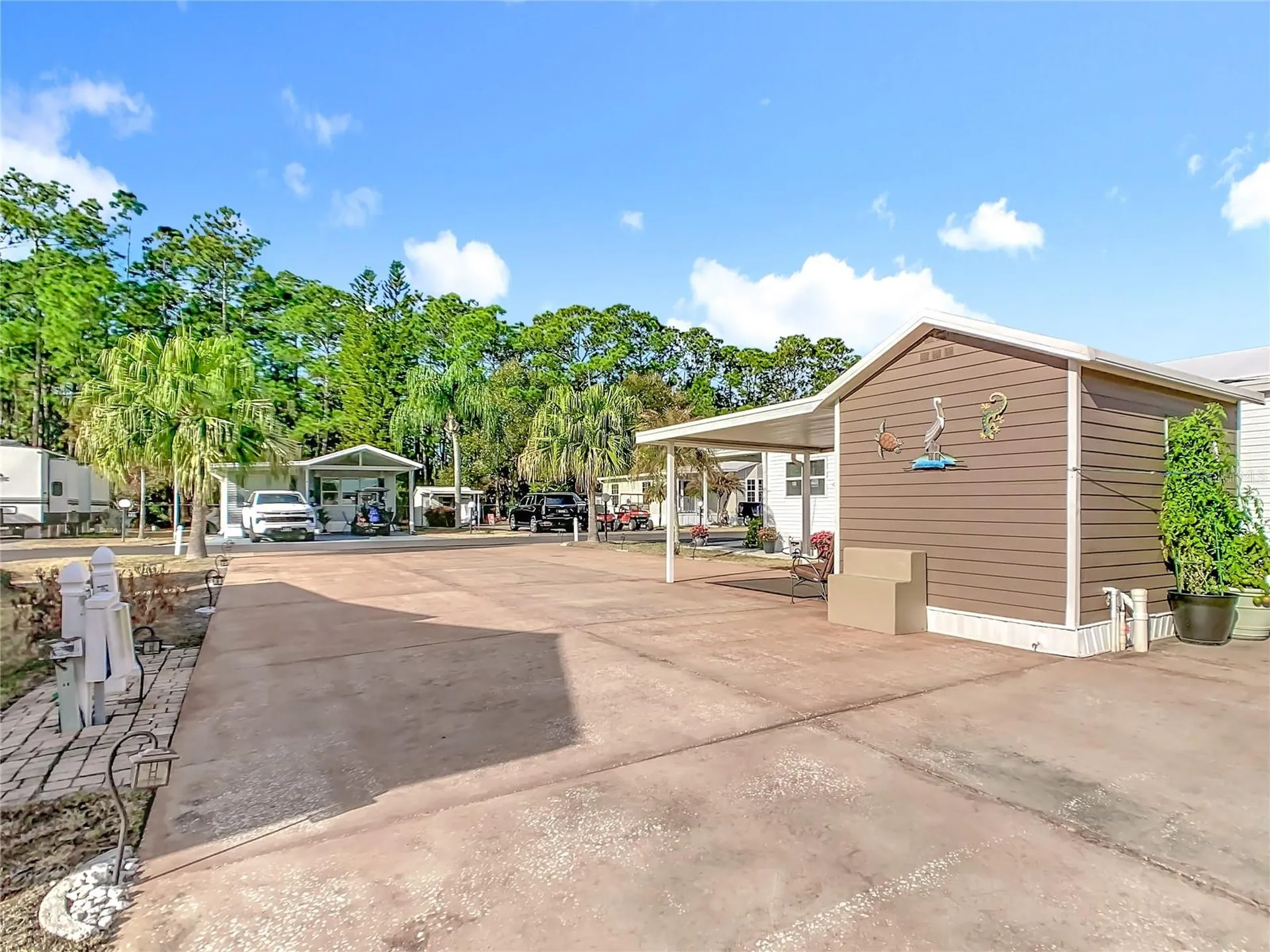 450 Pine Loop Frostproof FL 33843