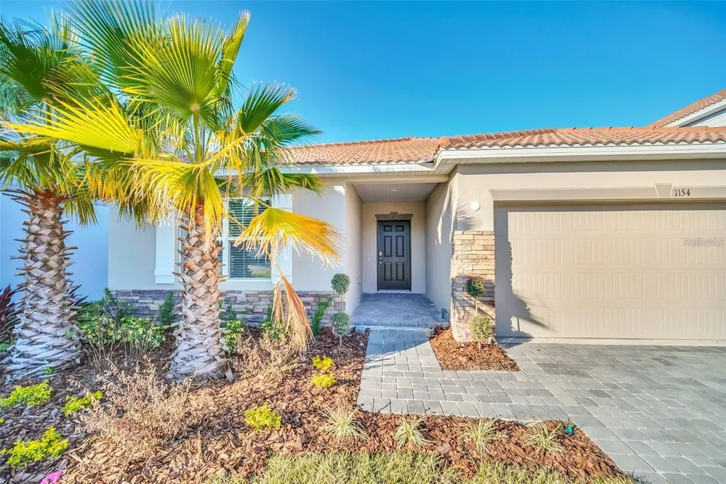 1154 Oak Bluff Drive Davenport FL 33837